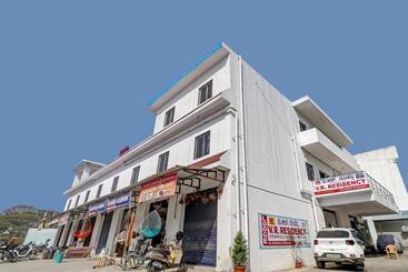 Hotel Oyo Vr Residency