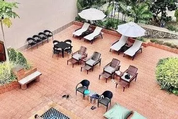 Hotelli Tri's Miracle Kata Beach Side