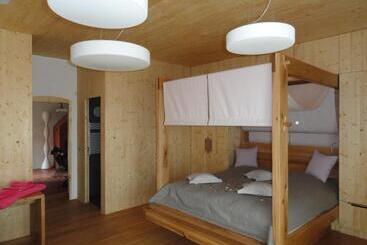 ペンション Café Fara