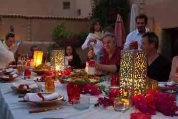 ペンション Riad El Koudia