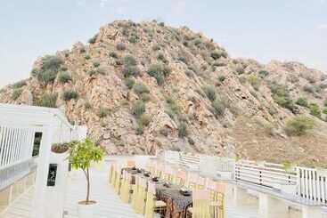 Hotel Alwar Vanyaevilas