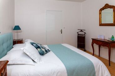 膳宿费 La Fontaine Racine