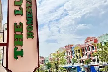 پانسیون The Luxe Phu Quoc