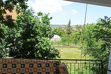 Salda Gölü Kumsalda Apart Pansiyon