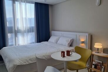 Aparthotel Daegu Starb&b Lily Guesthouse