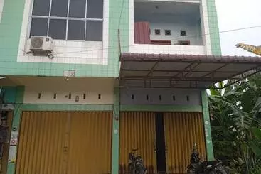 ホテル Andesta Guest House Syariah By Oyo