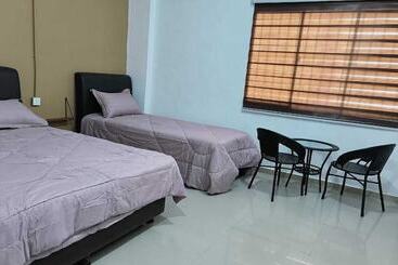 Hotel Kong Jing By Oyo