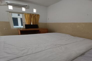 هتل Merah House By Oyo