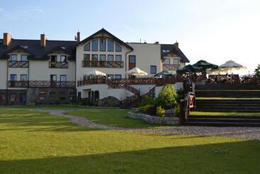 Borowinowy Zdrój Hotel Wellness Spa & Conference