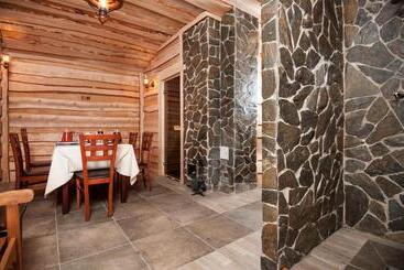 Borowinowy Zdrój Hotel Wellness Spa & Conference