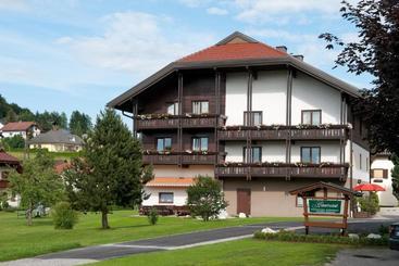 בית מלון כפרי Hubertushof