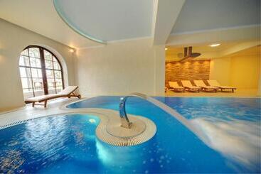 酒店 Kazimierski Zdrój