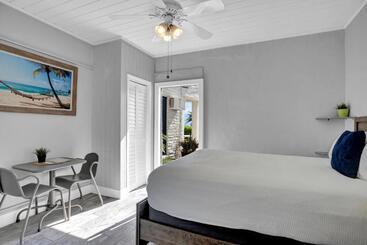 בית מלון כפרי Seascape Resort & Marina