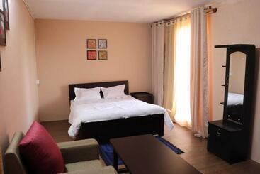 Hotel Collection O Golden Belize Farm Stays And Wedding Lawn