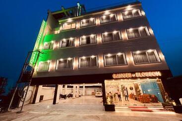 Ganges Blossam   A Four Star Luxury Hotel & Resort