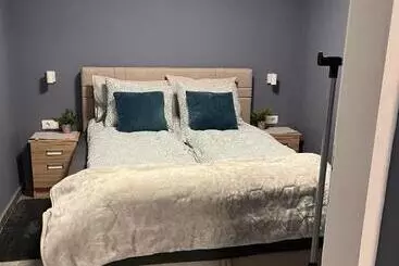 Pensiune Apartman Leona