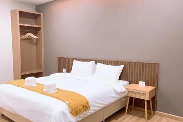 Szálló ดิ อัยย์ชญา โฮเทล