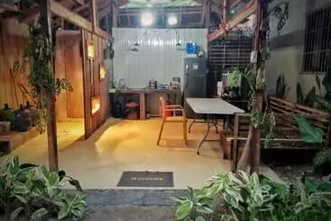 هاستل Toby House Siargao