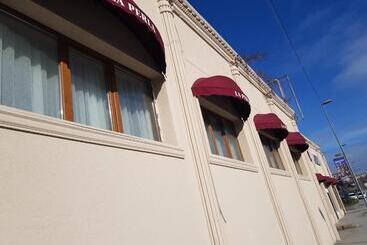 Hotelli La Pearl Konaklama