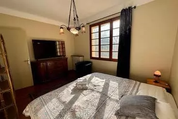 Pensão Chambre D Hôte A Yenne Avec Télé