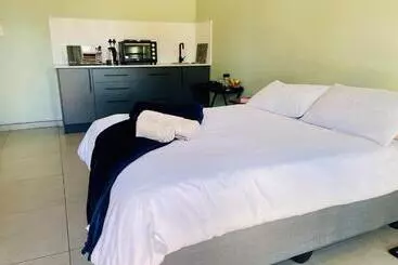 ペンション Trendybliss Guest House