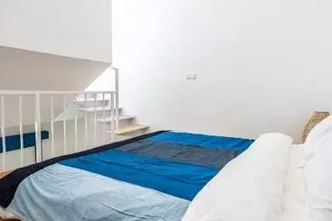 هتل آپارتمان The Blue Loft Canggu   Free Scooter Use