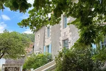 Aamiaismajoitus (B&B) Le Presbytère • Maison Flore