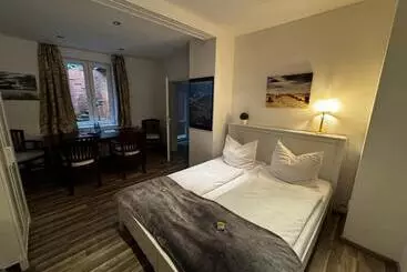 Lucia S Elbhotelchen