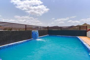 Hôtel Mangal Residency Rooftop Pool