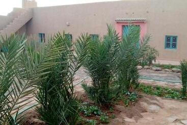 تختخواب و صبحانه Dar Ammar Hassilabiad Merzouga