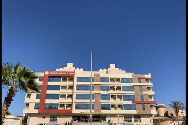 Huoneistohotelli Casablanca Star