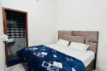 فندق D9 Kurukshetra , Kurukshetra