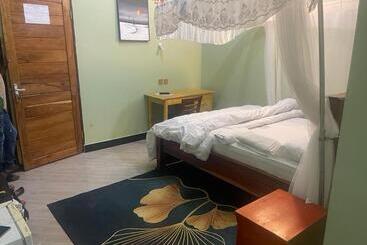 ホテル The First Royal Tour Lodge