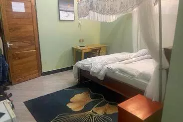 ホテル The First Royal Tour Lodge