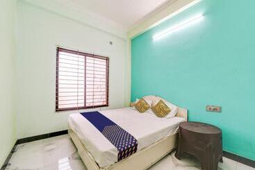 Hotel Spot On Shri G K Palace