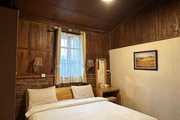 Pensiune Bata Merah Guesthouse Batu