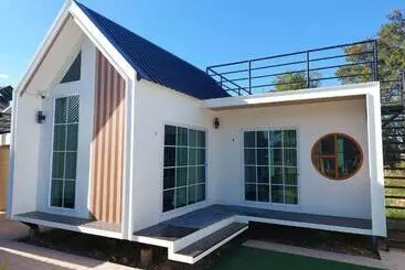 リゾートホテル Raintrary House เรนทารี่เฮ้าส์ นครพนม