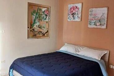 تختخواب و صبحانه Il Principe Di Napoli