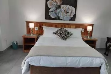 ペンション Sweet Dreams Guest House Schweizer Reneke