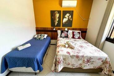 تختخواب و صبحانه Quarto 1 Hospedaria Orquídeas De Bombinhas Com Delicioso Café Da Manhã Incluso