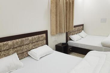 Отель New Gokul Grand