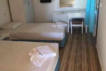 تختخواب و صبحانه Cysirius Beach