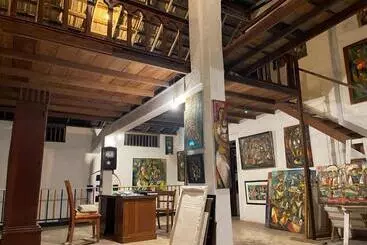 Bed & Breakfast Segar Art Gallery