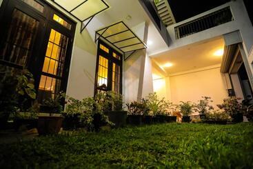 Bed and Breakfast Zara Home