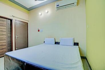 Hotel Oyo R.k Bohra Guest House