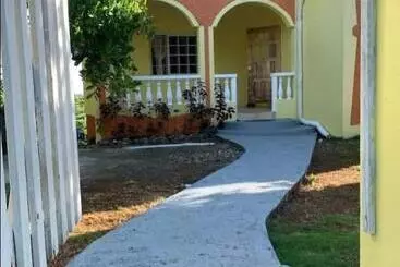 Majatalo Yaad Away From Yaad