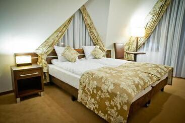 هتل Apartamenty Rubin