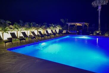 Hotell Bleu Beach Resort