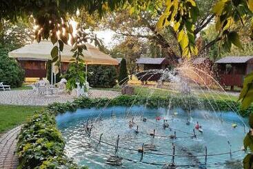 Отель Gasthof Laci Betyár