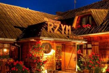 ホテル Karczma Rzym Bydgoszcz S5